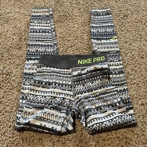 Nike pro leggings